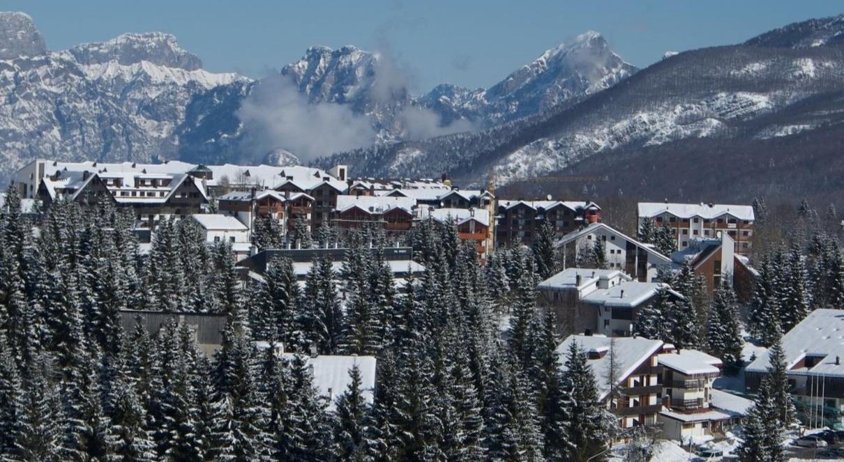 Un Nido Tra I Monti Apartamento Piancavallo Exterior foto